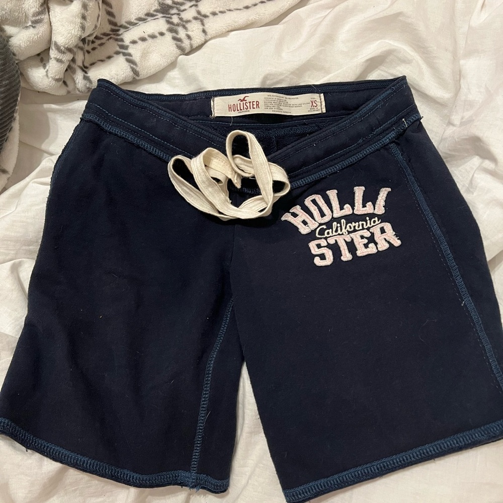 Hollister XS navy blue long shorts